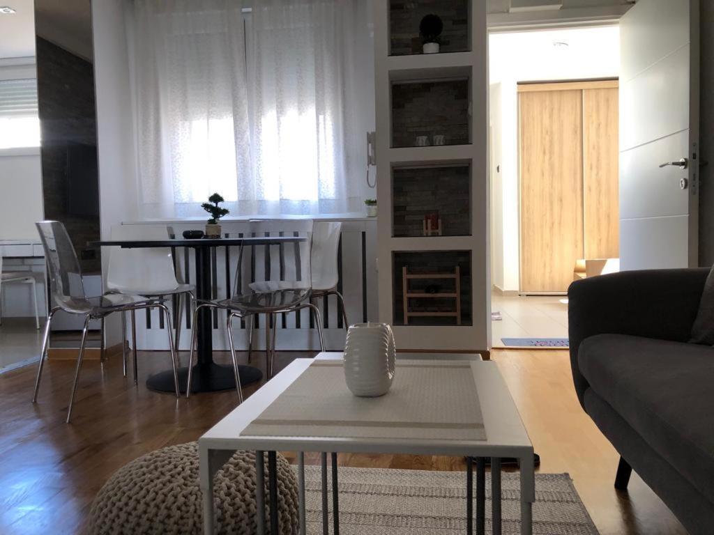 Apartment Arena Lux