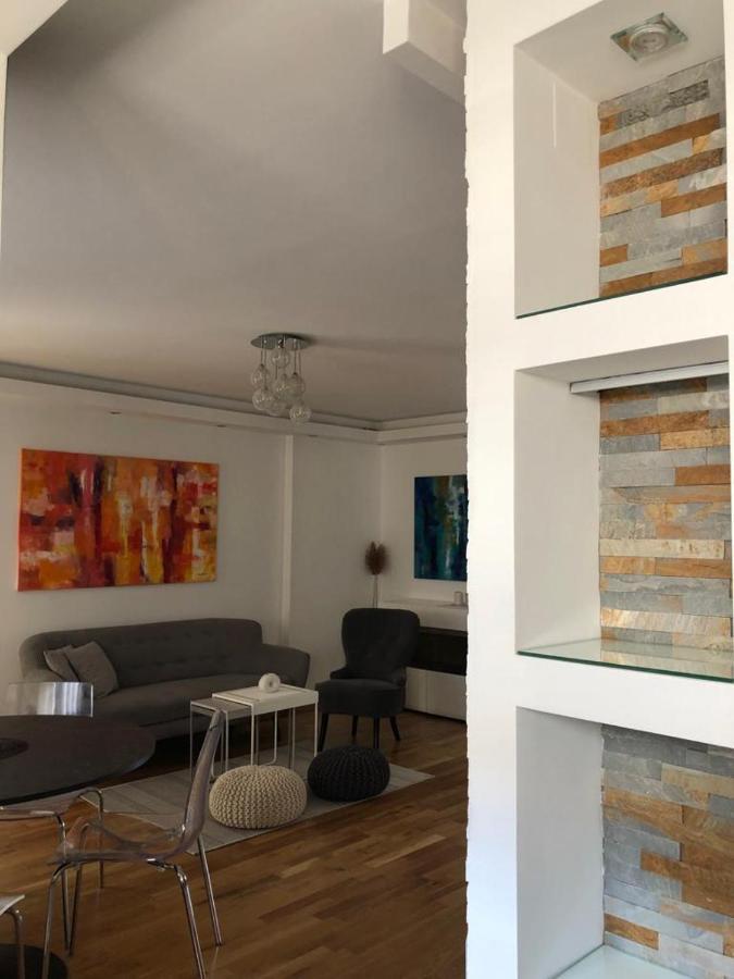 Arena Lux Apartment Belgrade